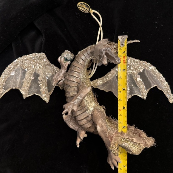Katherine’s Collection Glittering Gold Dragon Ornament - Rare & Beautiful - Picture 9 of 11